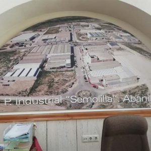 Poligono Industrial Semolilla de Abanilla entrega imagen al Ayuntamiento de Abanilla